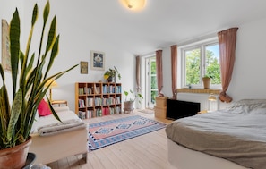 4 habitaciones, tabla de planchar con plancha y wifi gratis 