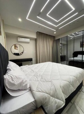 8 bedrooms, WiFi