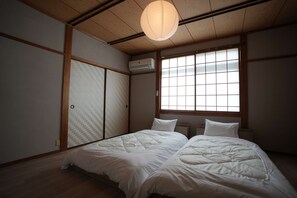 1 sovrum, skrivbord, wi-fi och sängkläder