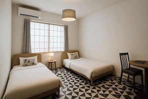 4 Schlafzimmer, Bügeleisen/Bügelbrett, kostenloses WLAN, Bettwäsche