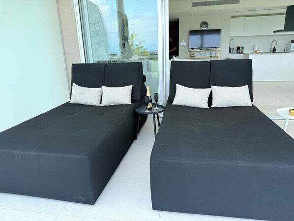 Apartment, Multiple Beds, Pool Access, Ocean View (Bolongo 302)