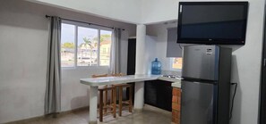 Estudio, 1 cama King size, cocina, vista a la ciudad (Dep studio, bucerias) | Cocina privada