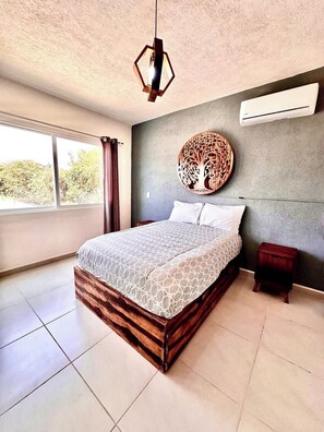 Maison, plusieurs lits, accès piscine, vue piscine (Diamante 16)