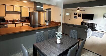 Beautiful Alaskan 2 Bedroom