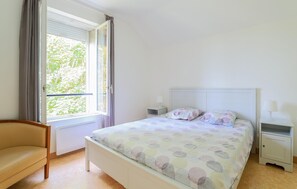 3 bedrooms, travel crib, free WiFi