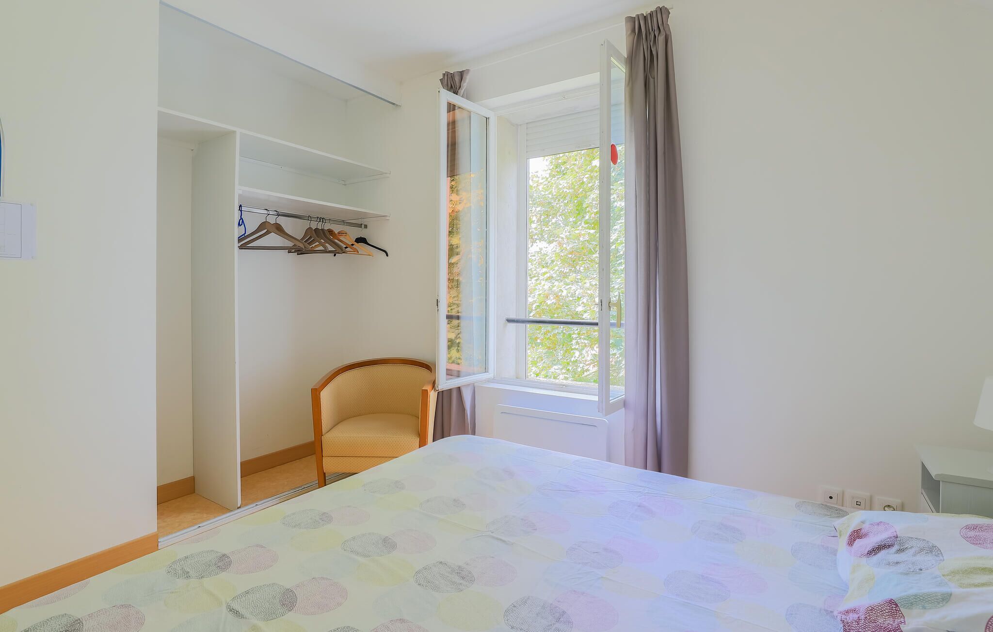 3 bedrooms, travel cot, free WiFi