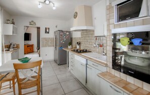 Kühlschrank, Ofen, Herdplatte, Geschirrspüler