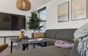 TV connectée, baby-foot, table de tennis de table