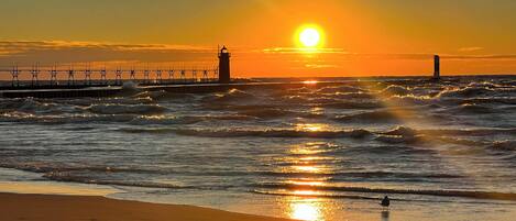 Chaise longue, serviettes de plage