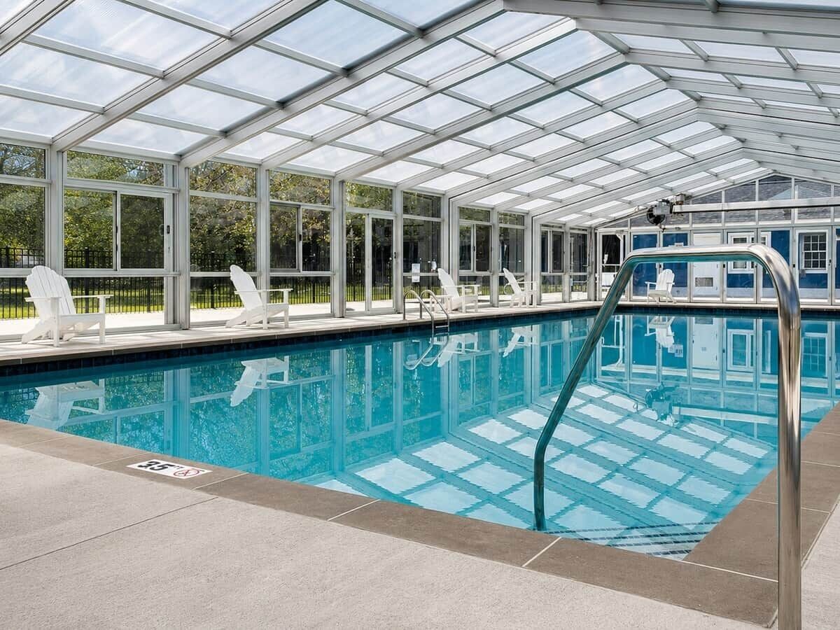 Indoor pool, outdoor pool