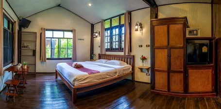 Deluxe Double Room, Garden View