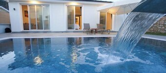 Villa Manolya Talia Villas