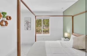 4 habitaciones, tabla de planchar con plancha, internet y ropa de cama