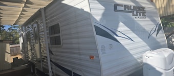 Charming 1-bedroom mobile home in Lakewood with AC