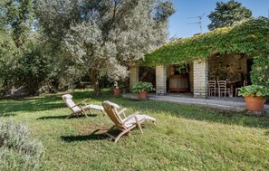Ulkoruokailutilat