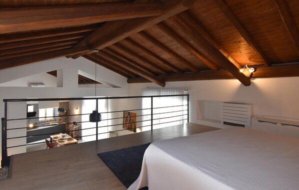 1 bedroom, iron/ironing board, free WiFi