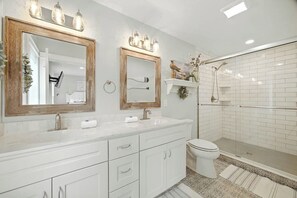 Shower, towels