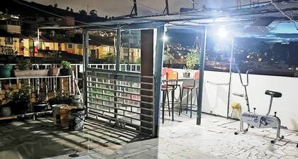 Pleasant 3-bedroom apartment. Business or family stay. 10 minutes from TM.