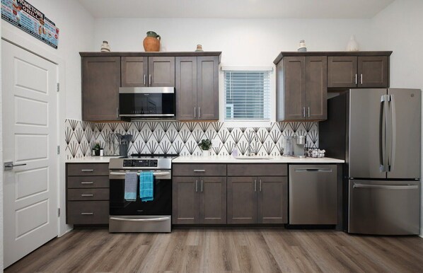 Microwave, oven, stovetop, dishwasher