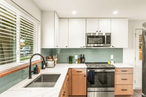 Microwave, oven, stovetop, dishwasher