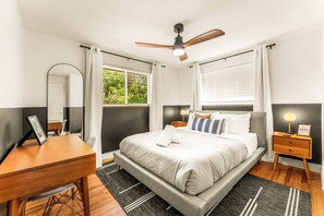 4 bedrooms, desk, iron/ironing board, travel crib