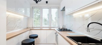 Kochanowskiego Parkside Apartment