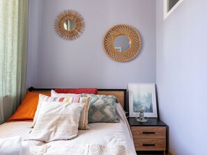 1 chambre, fer et planche à repasser, Wi-Fi, literie fournie
