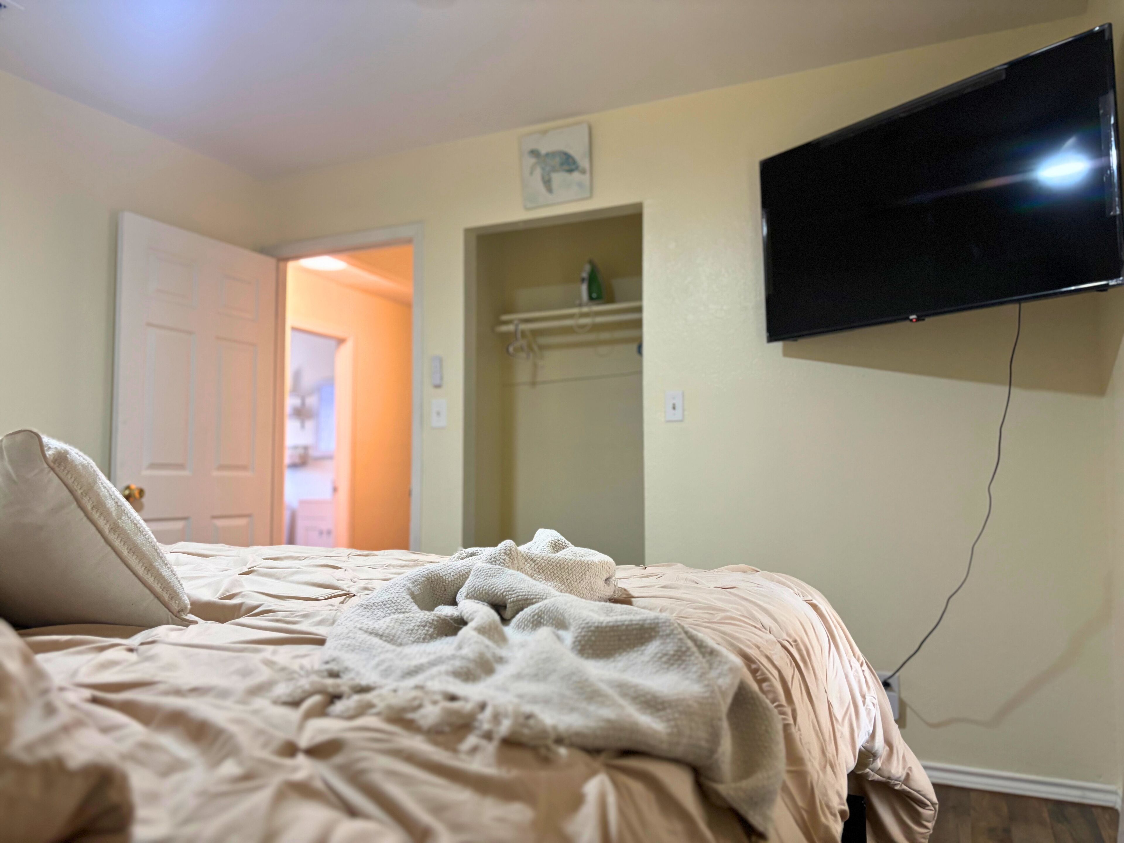 3 slaapkamers, een bureau, gratis wifi, beddengoed