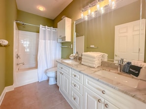 Towels - Bright & Breezy Myrtle Beach Getaway | 2BR w/ Private Balcony Overlooking Pond (Myrtle Beach)