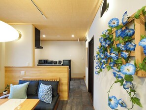 Casa, 2 habitaciones, no fumadores | Zona de estar | Televisión de pantalla plana de 42 pulgadas con canales digitales