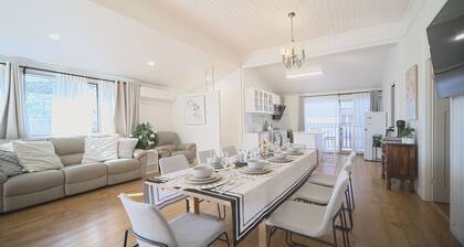 Snacks&Flicks, Cosy Queenslander Kicks-close to PA