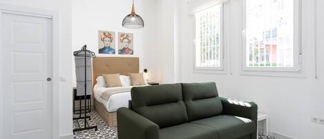 1 quarto, ferros/tábuas de passar roupa, acesso à internet