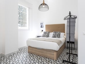 1 habitación, tabla de planchar con plancha y acceso a internet
