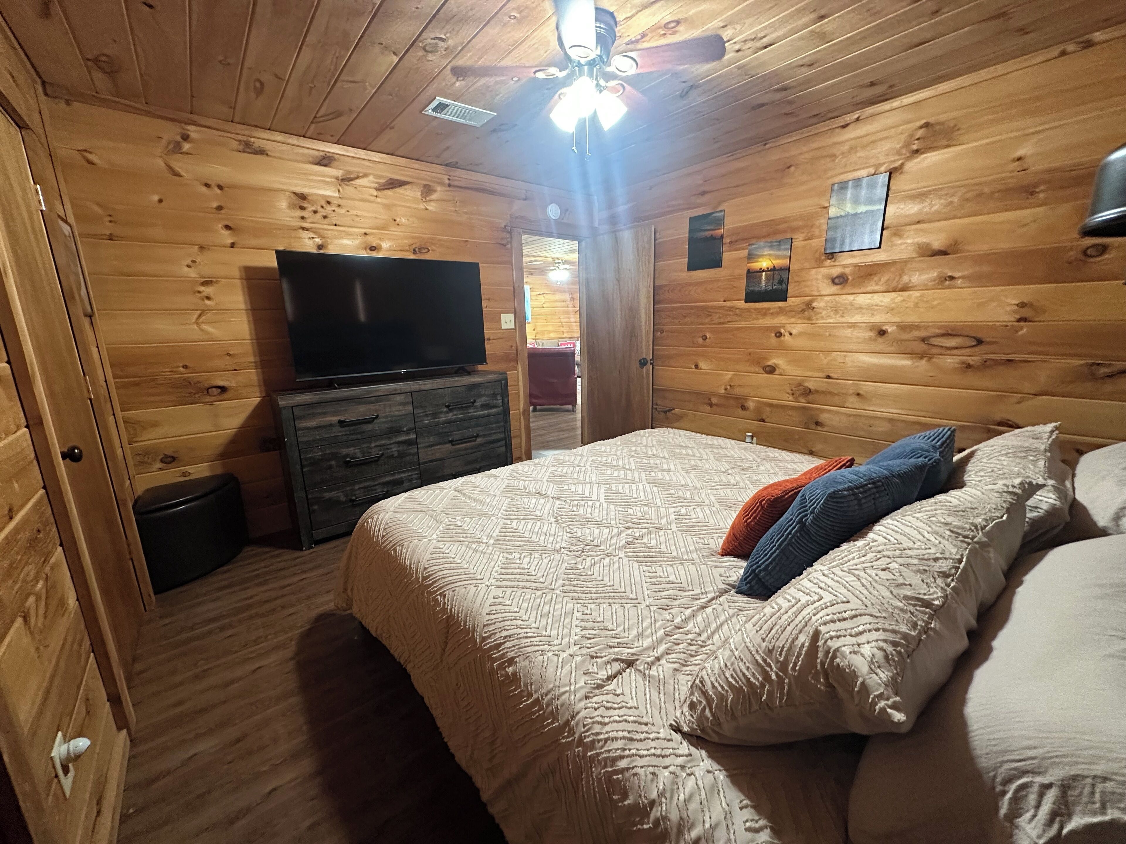 2 bedrooms, free WiFi, bed sheets