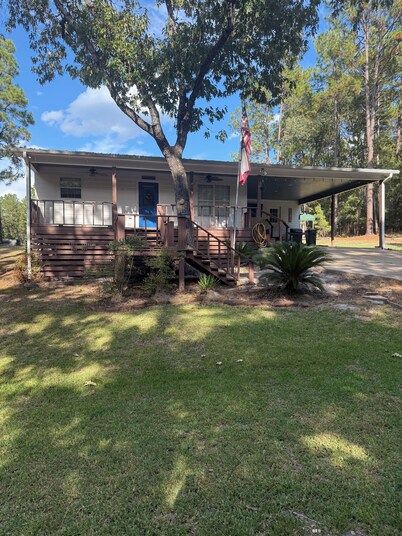 Cozy 2-Bedroom Cabin in the Heart of Rayburn Country Resort