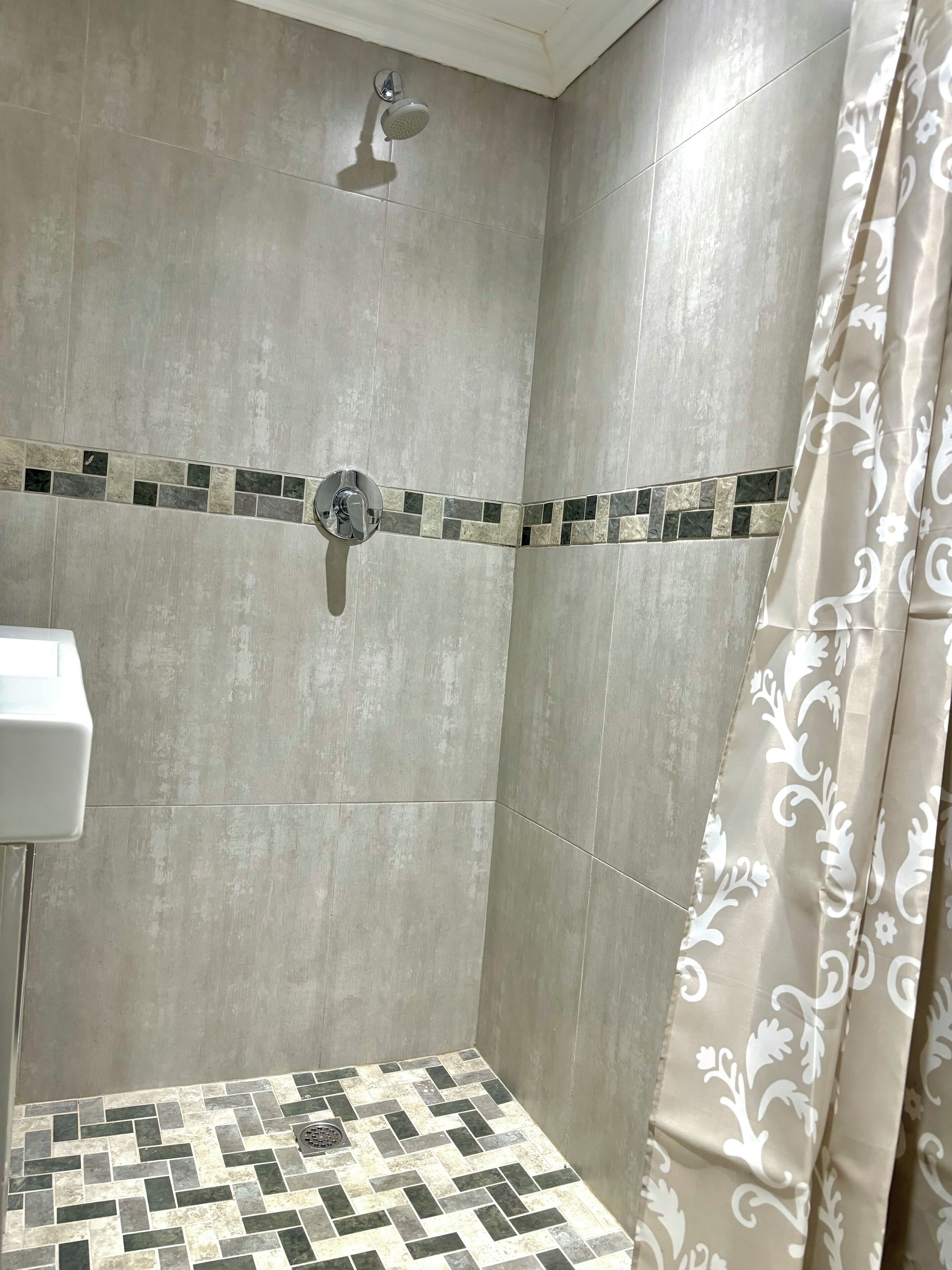 Håndklær, såpe og toalettpapir