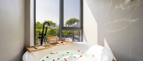 City Double Room | Desk, free WiFi