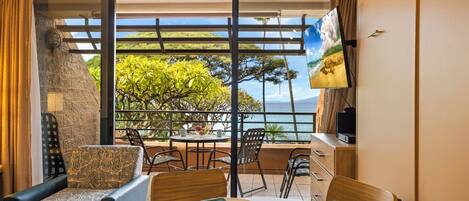 Appart'hôtel Classique, 1 chambre, véranda, vue océan | Salle à manger