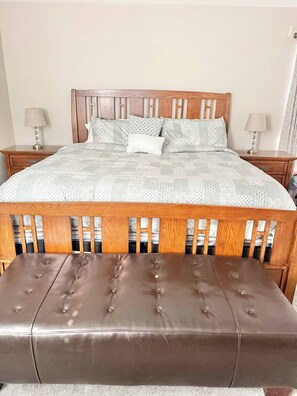 4 chambres, fer et planche à repasser, Wi-Fi, draps fournis