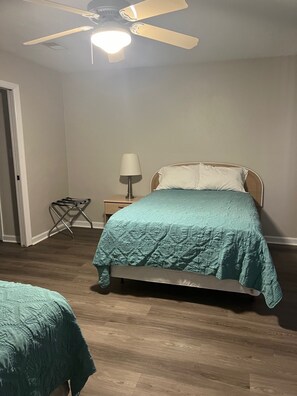 1 bedroom, iron/ironing board, bed sheets