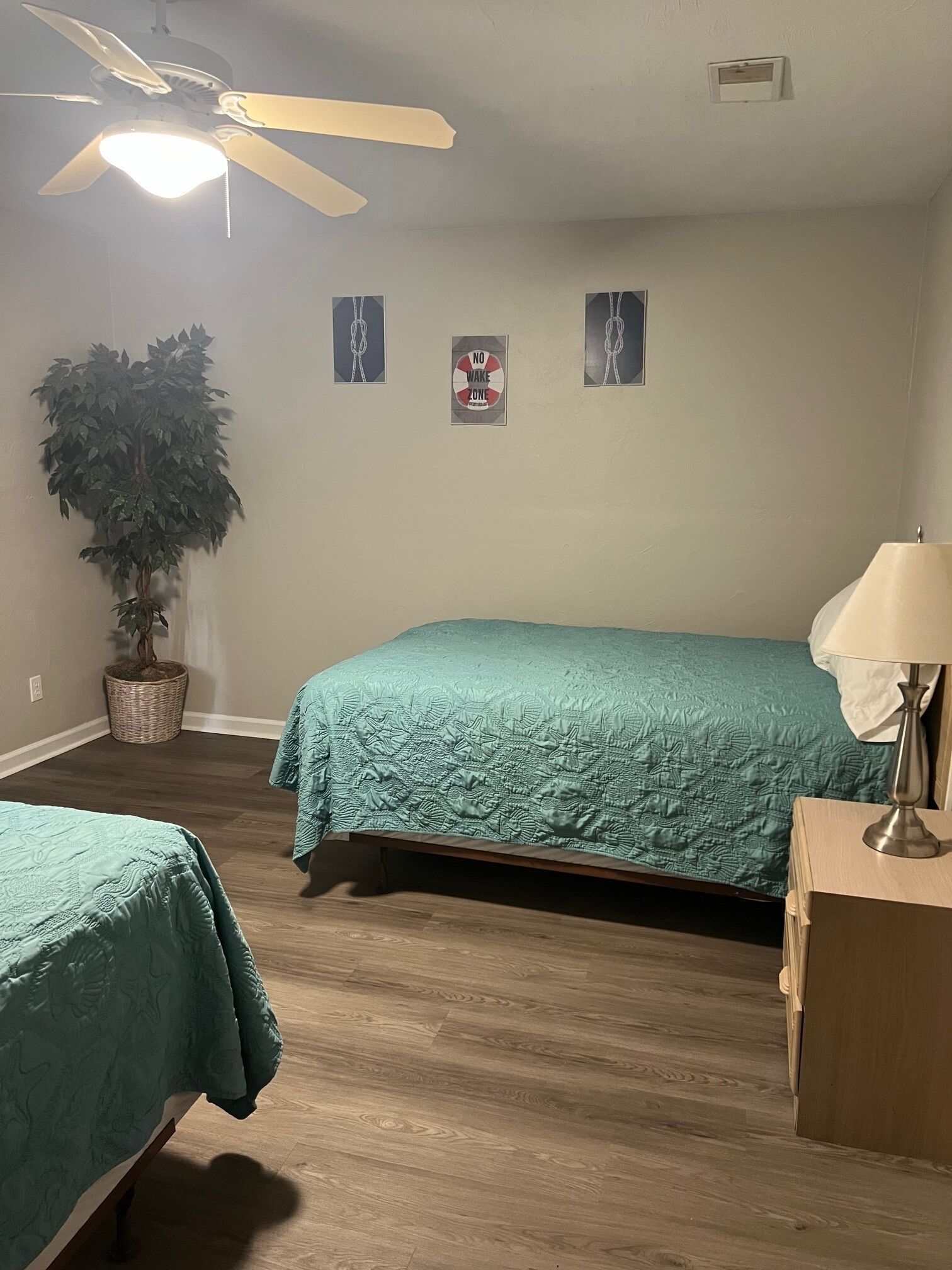 1 bedroom, iron/ironing board, bed sheets