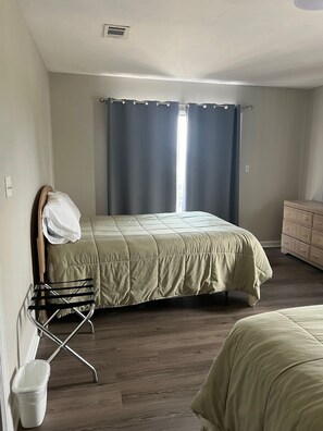 1 bedroom, iron/ironing board, bed sheets