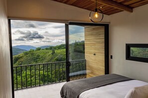 3 soverom, strykejern/-brett, wi-fi (inkludert) og sengetøy