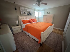 3 chambres, fer et planche à repasser, lit parapluie, Wi-Fi gratuit