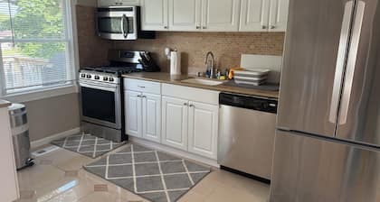 3-bedroom cozy home  in wonderful Selden , Great location close to all.