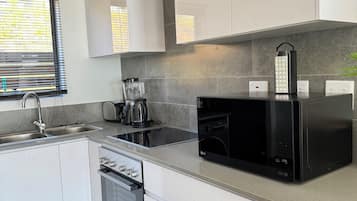 Microones, forn i placa de cuina