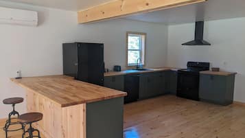 Four, plaque de cuisson, lave-vaisselle