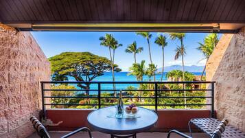 Classic-Apartment, 1 Schlafzimmer, Veranda, Meerblick | Lanai (Veranda)