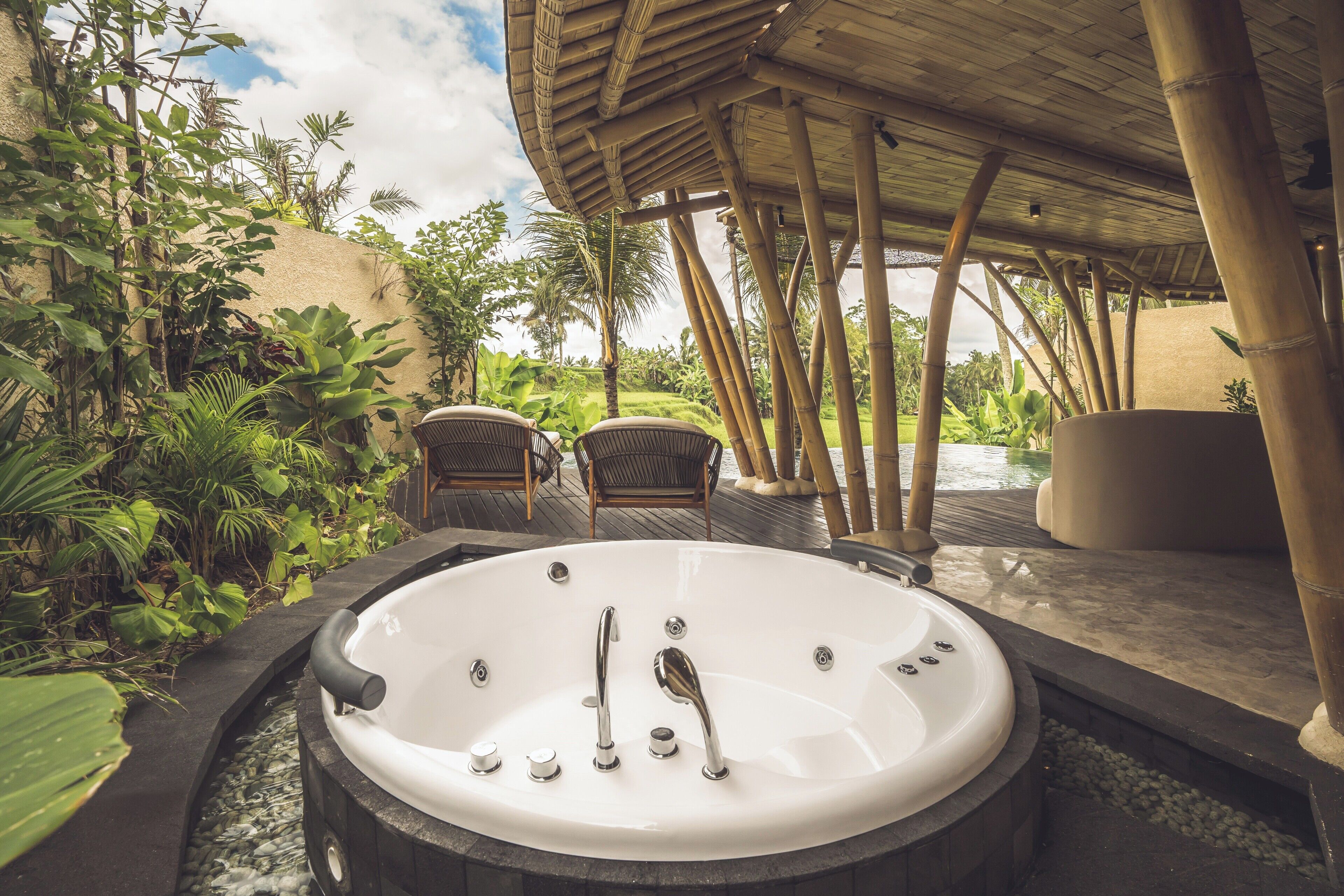 One Bedroom Villa Private Pool with Rice Field View - Including Privé Series | Bathroom | Slippers