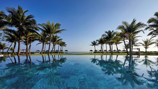 2 piscinas externas